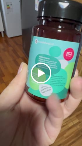 Customer video review of Cápsulas de Hongo Melena de León - Ultra concentrado