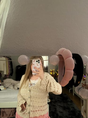 Customer photo review of Bella Häkel Strickjacke - Beige