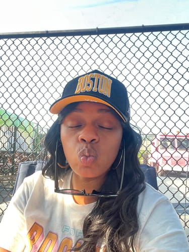 Customer photo review of BOSTON SNAPBACK - BLACK/YELLOW EDITION (LIMITED)