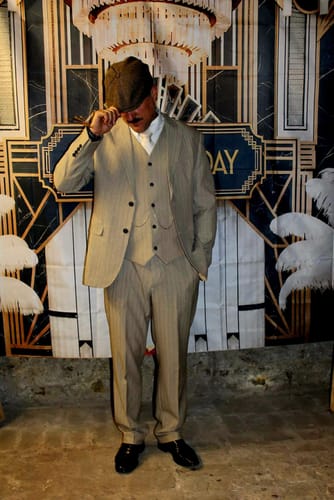 Customer photo review of Three-pieces suit - Tommy Beige