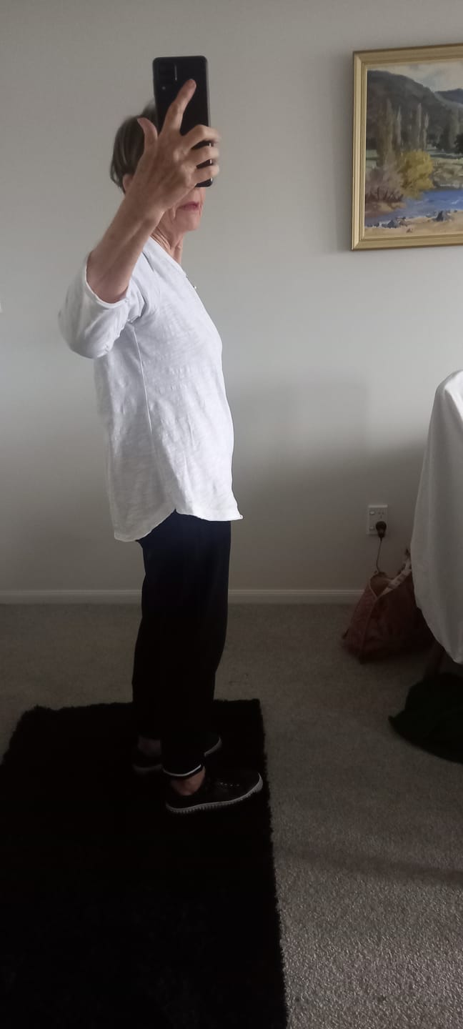 Customer photo review of Essential Scoop Hem Long Sleeve T-shirt - White
