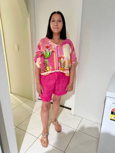 Customer photo review of Tanja Linen Shorts in Raspberry Sorbet
