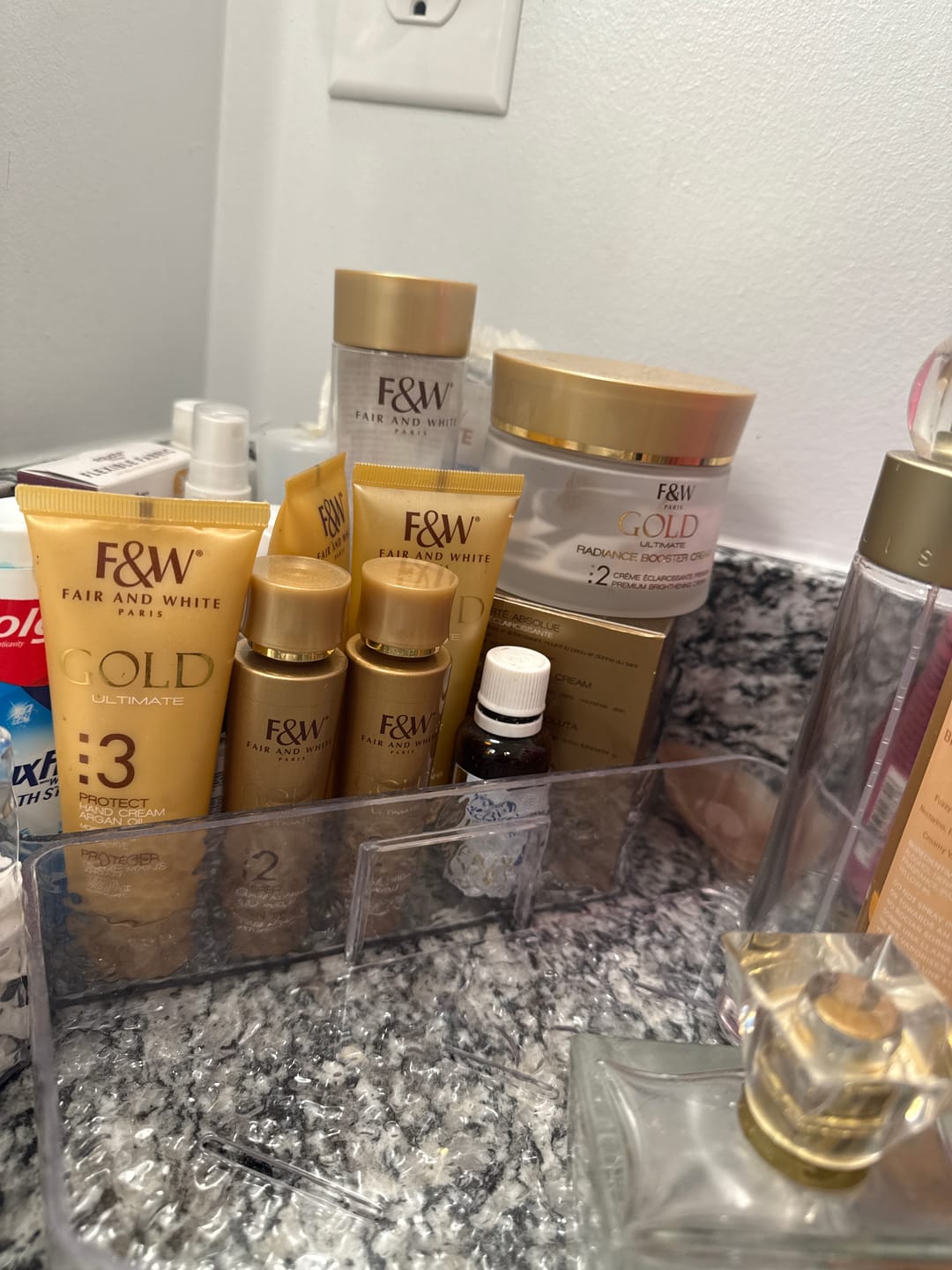 Customer photo review of Fair and White 2: Gold Intense Argan Oil Active Serum 30 ml / 1fl.oz