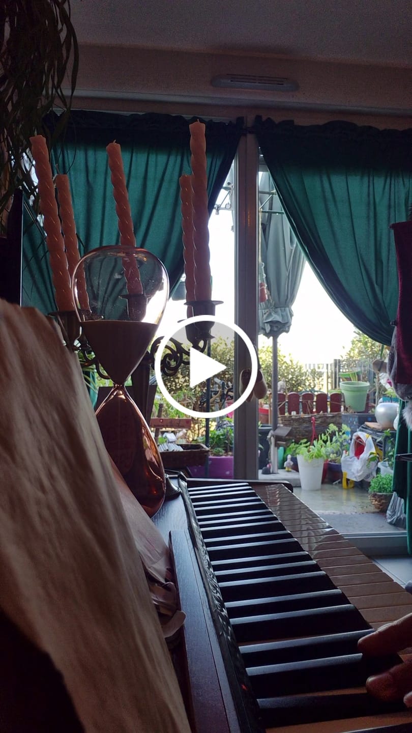 Recensione video di un cliente sul Piano LED Plus