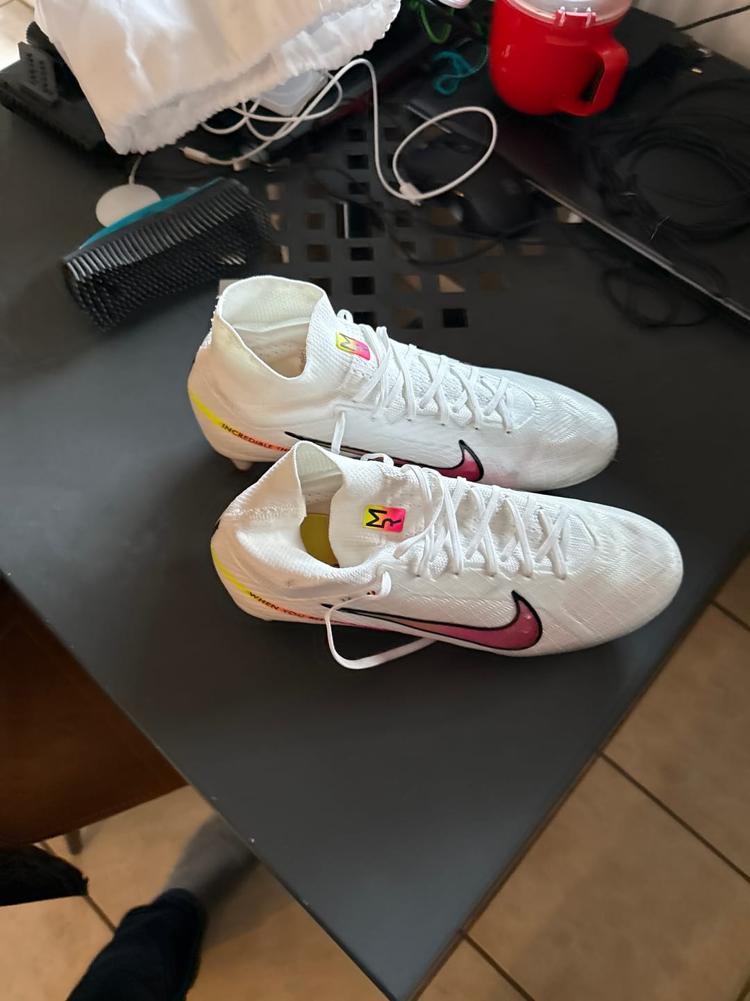 Customer photo review of Air Zoom Mercurial Superfly 9 AG x Marcus Rashford - Blanc/Rose/Jaune/Orange