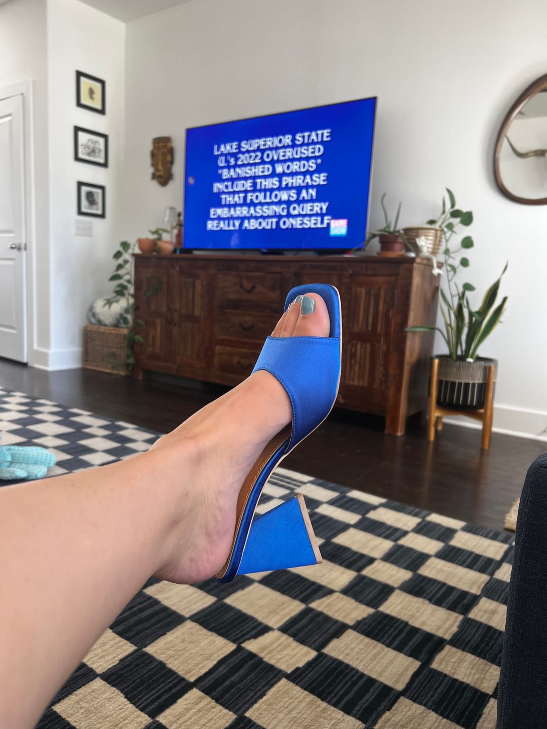 Customer photo review of LOTUS BLOCK HEEL MULES (Royal)