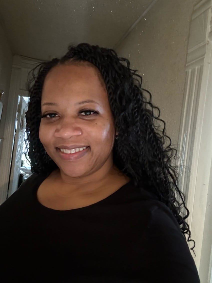 Customer photo review of Outre X-Pression Twisted Up Pre-Loop Crochet Braid - BOHO ISLAND TWIST 22 3X