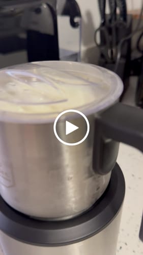 Customer video review of Espumador Britt Espresso De 2 Piezas