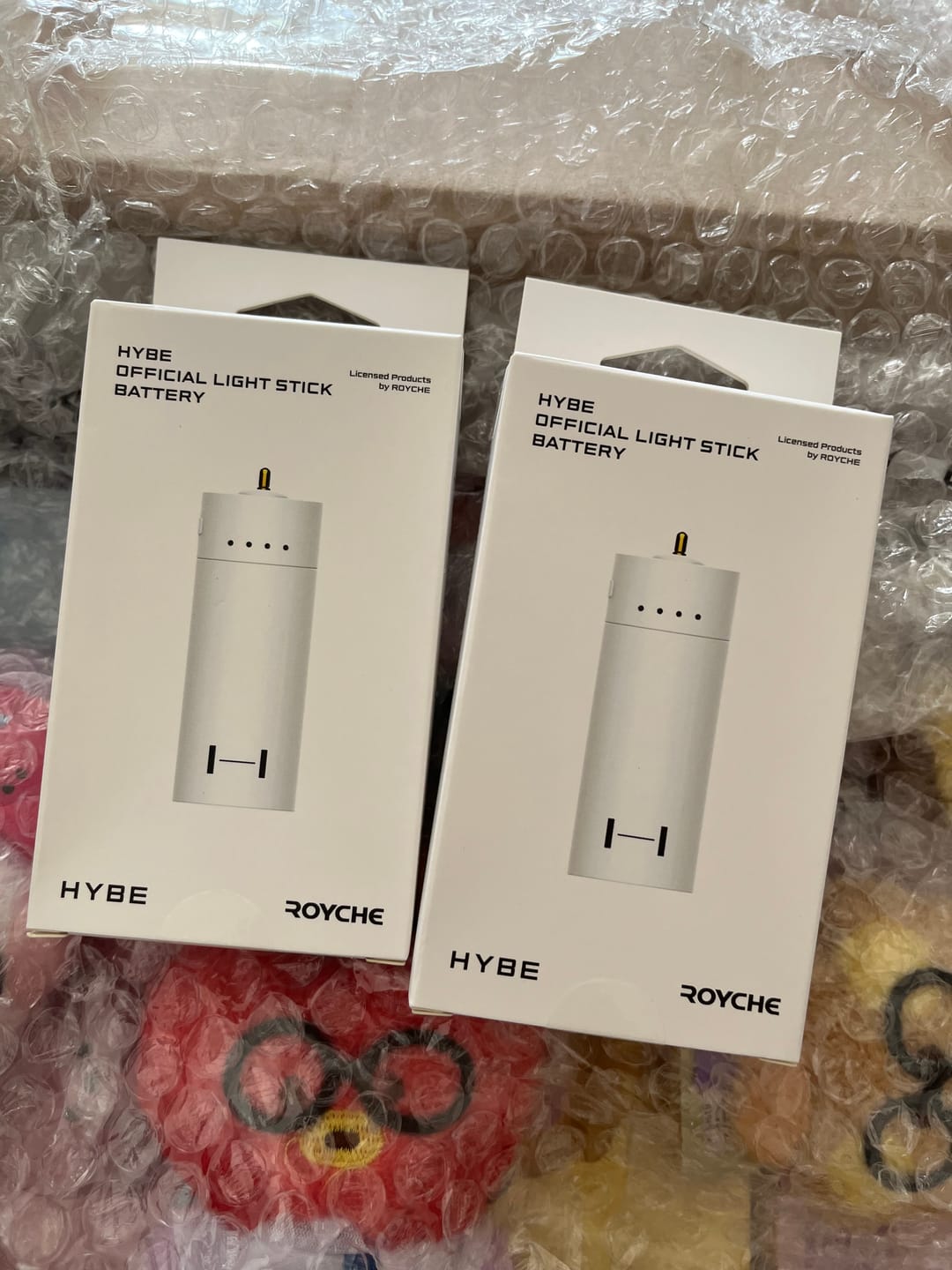 Customer photo review of HYBE OFFICIAL LIGHT STICK BATTERY