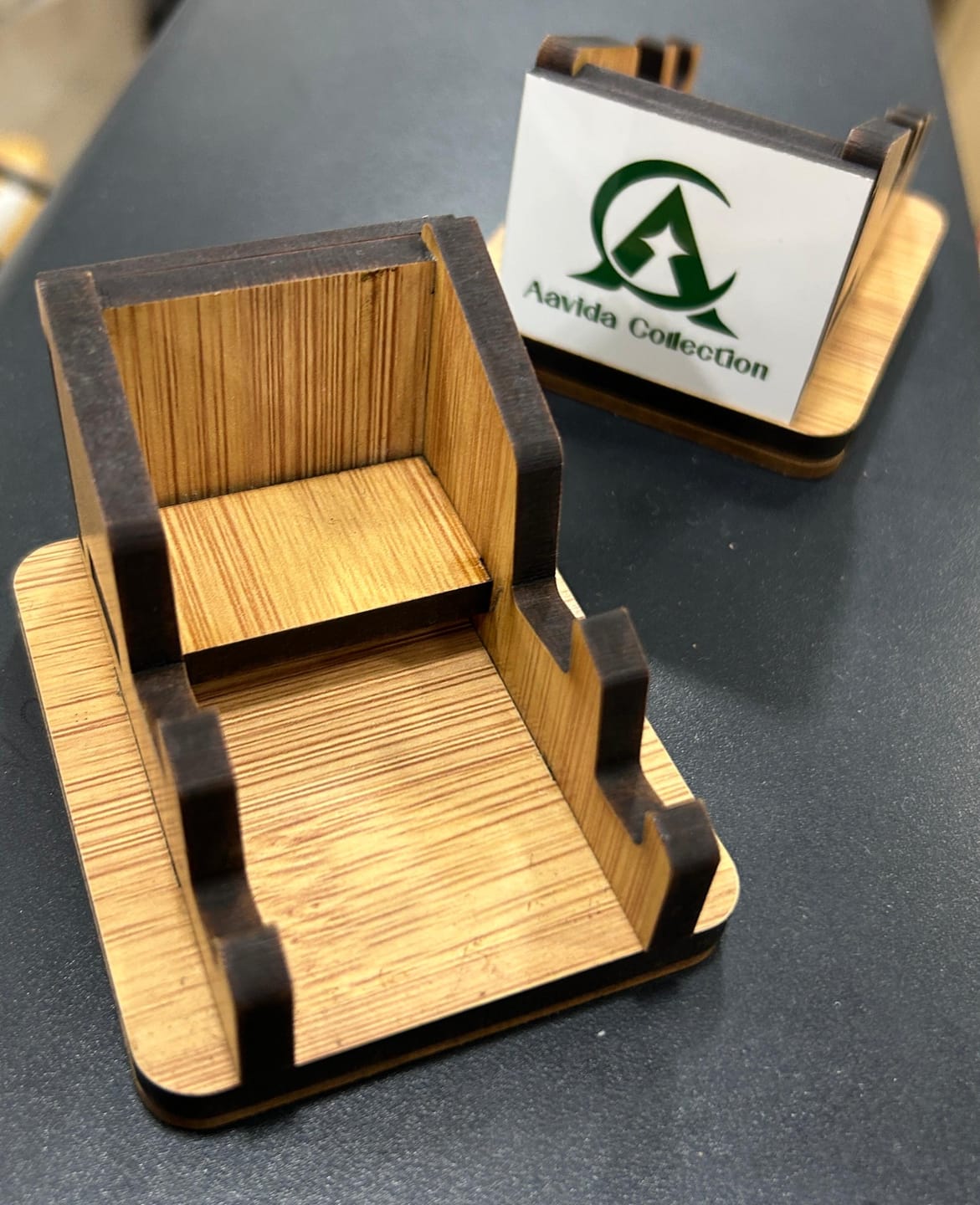 Customer photo review of Mini Mobile Stand | Best for Corporate Gifting | PrintMine.in