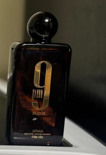 Customer photo review of Afnan 9PM Elixir Extrait De Parfum Unisex 3.4 Oz