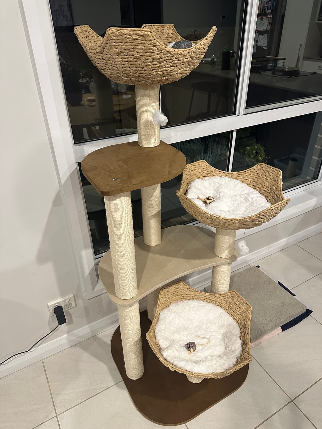 Customer photo review of Woven Rattan Multi-Level Cat Tree (K903) – 6 Tiers with Full Sisal Posts & Multi-Beds