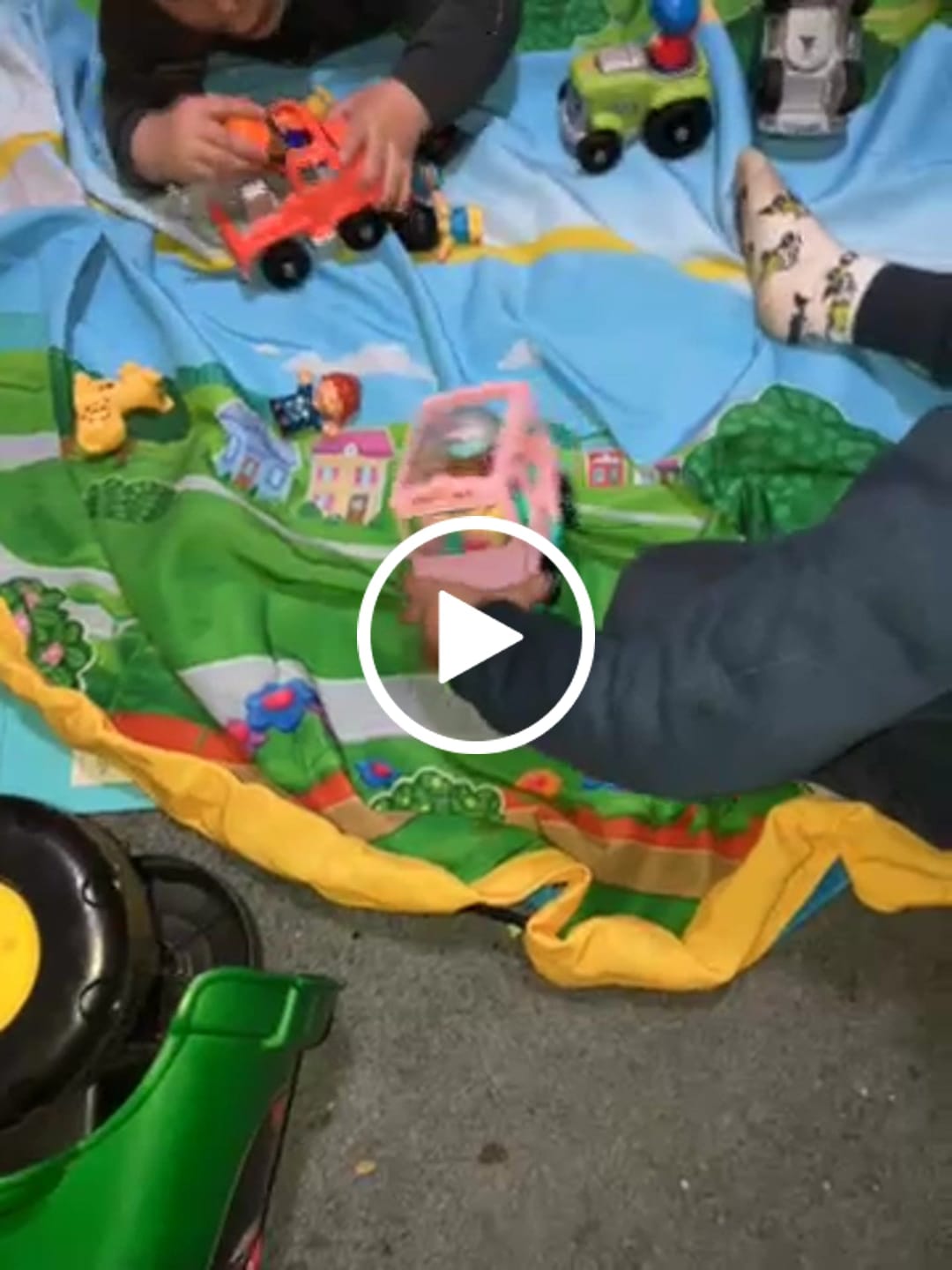 Customer video review of Fisher Price® Little People Play Pouch