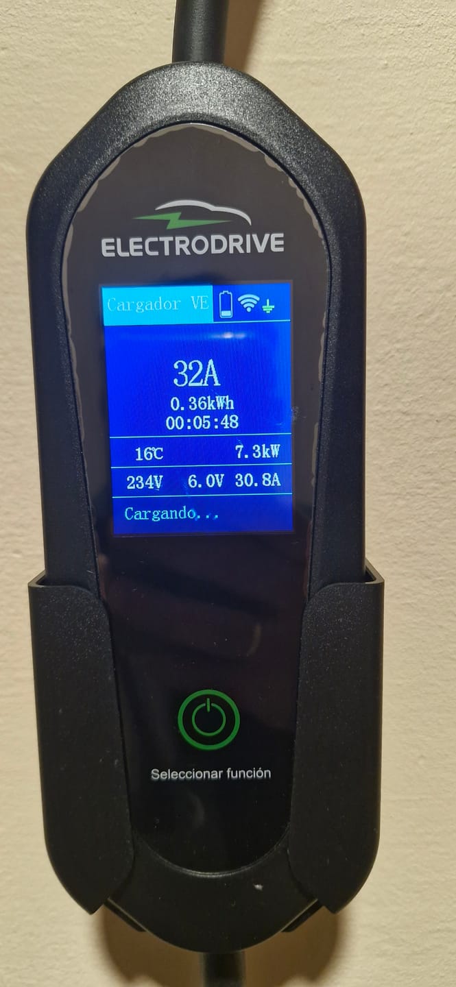Customer photo review of Cargador Para Vehículos Eléctricos 7 kW Tipo 2 Wallbox