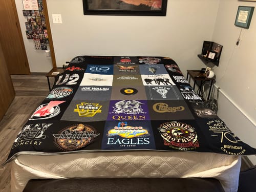 Customer photo review of Classic T-Shirt Blanket