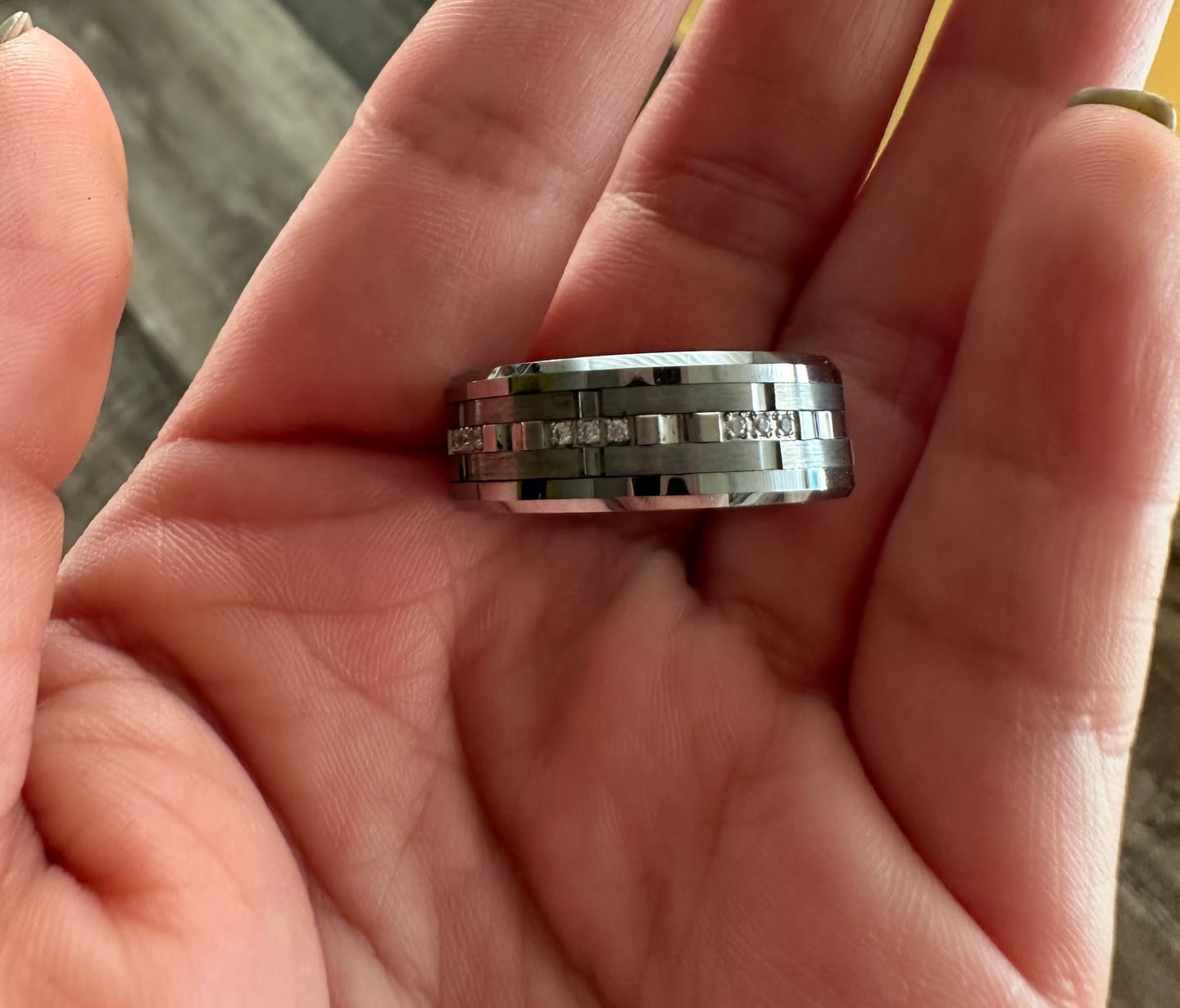 Customer photo review of 8mm - Men's Silver Tungsten Wedding Band, White Diamond Ring, Comfort Fit Anniversary Ring