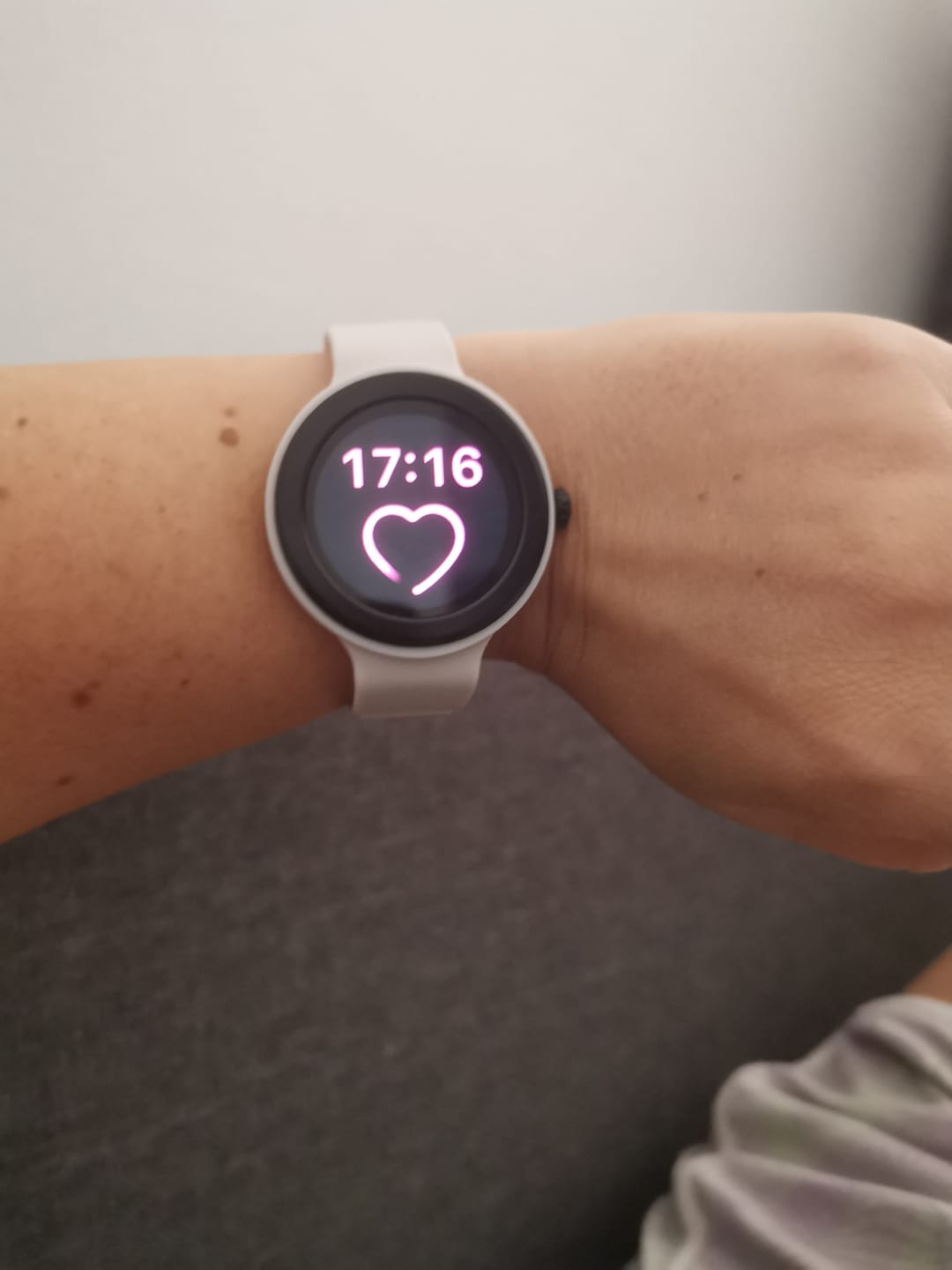 Customer photo review of Orologio Hip Hop Smartwatch