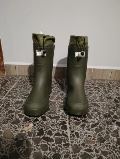Customer photo review of Wasserdichte Outdoor Gummistiefel unisex – Rutschfest, robust & langlebig