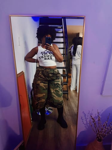 Customer photo review of American Vintage Camouflage Cargo Shorts