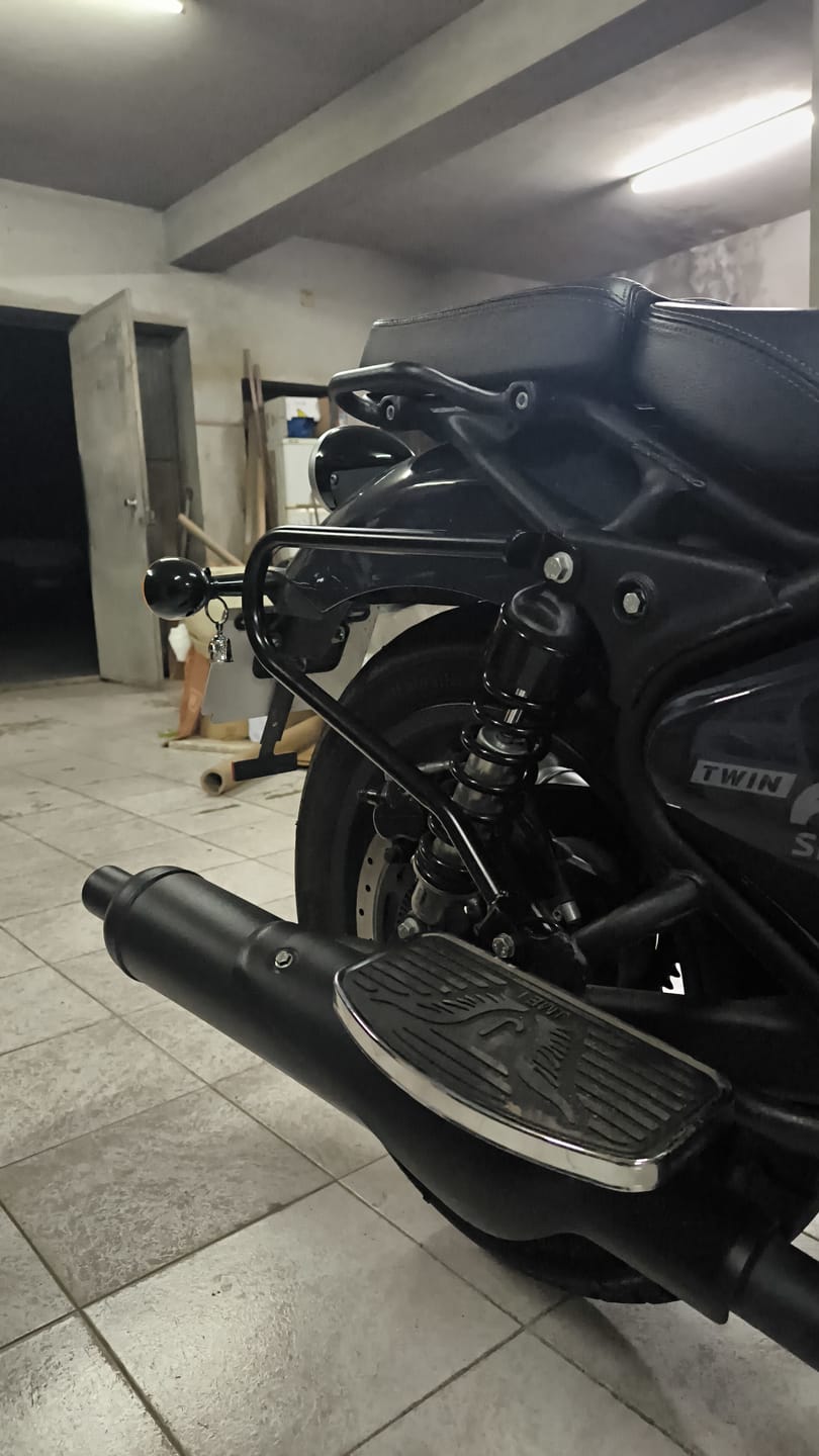Customer photo review of stay stronger: saddle stays