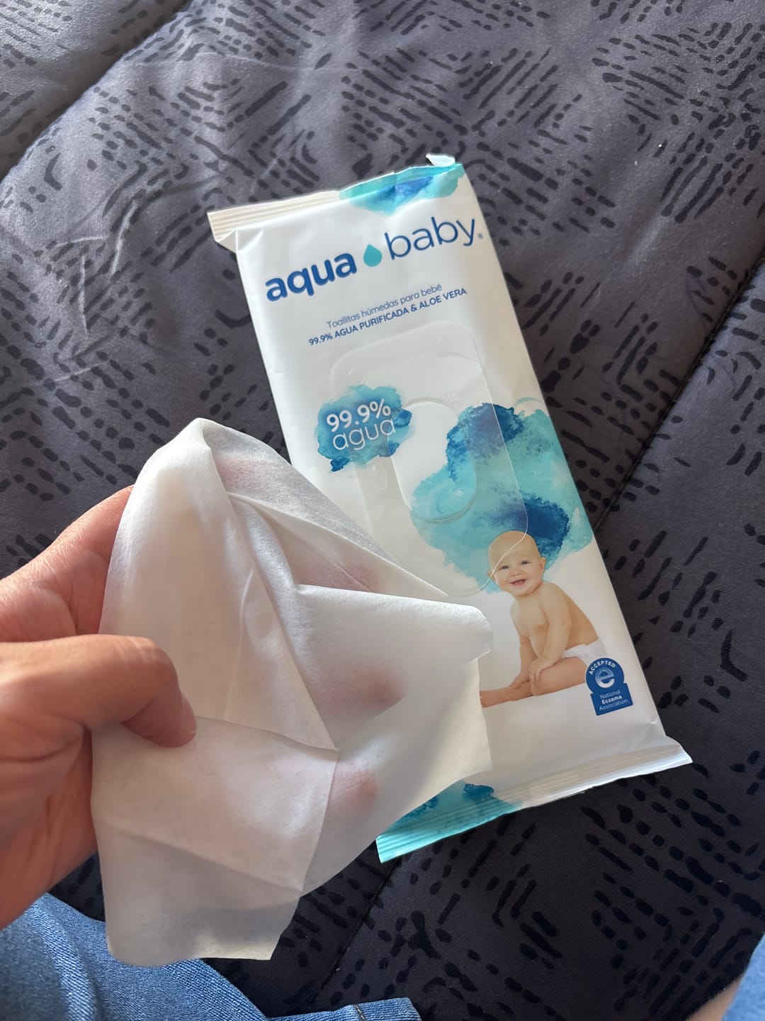 Customer photo review of Aqua Baby 48 Bolsas de 30 Toallitas Húmedas