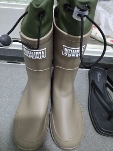 Customer photo review of Wasserdichte Outdoor Gummistiefel unisex – Rutschfest, robust & langlebig