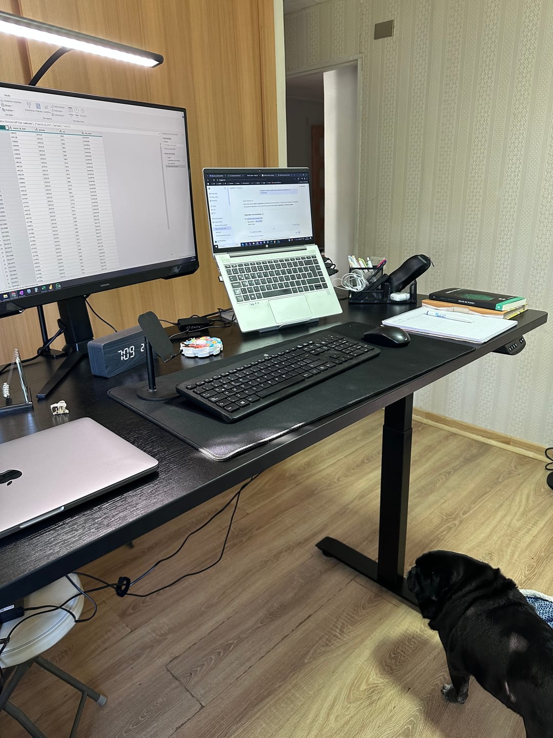 Customer photo review of Standing Desk 1.60 x 70 cm