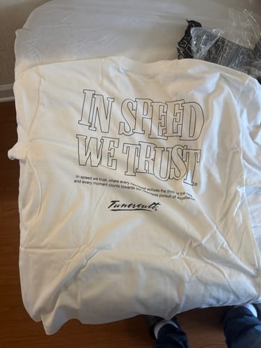 Customer photo review of HEARTBEAT OVERSIZED BOX TEE
