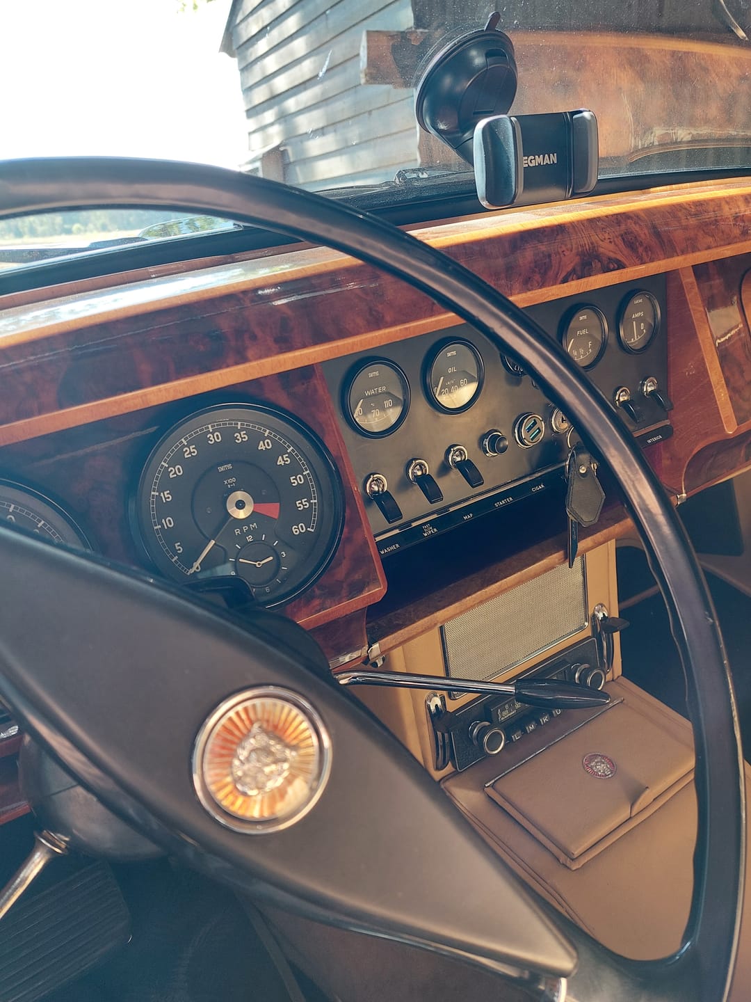 Customer photo review of WEGMAN™ Autolader 45W 2x USB A
