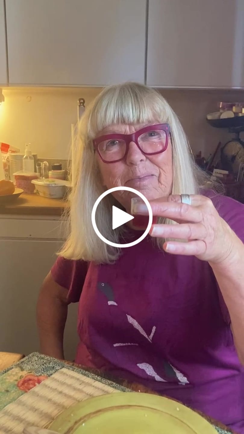 Customer video review of Kollagen 10 000 Ren Peptide