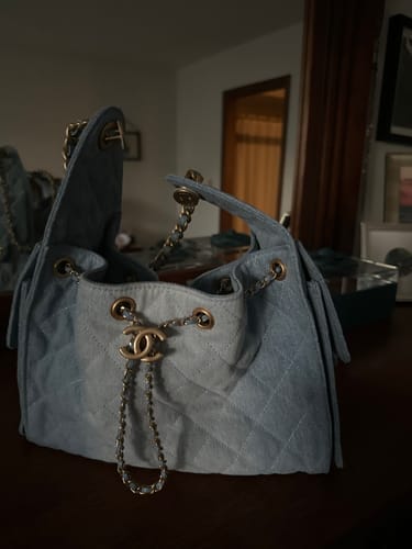 Customer photo review of CC 25C Hobo Bag 30cm Light Blue Denim