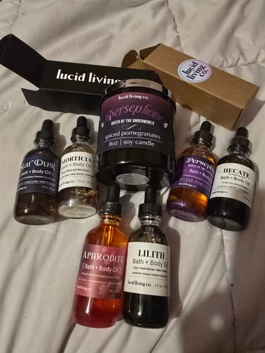 Customer photo review of MORTICIA Bath & Body Oil