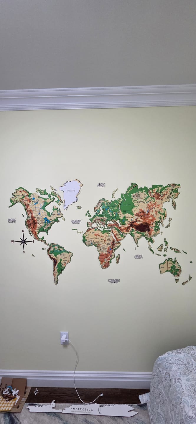 Customer photo review of 3D Luminous/Magnetic Colored Wooden World Map Physical