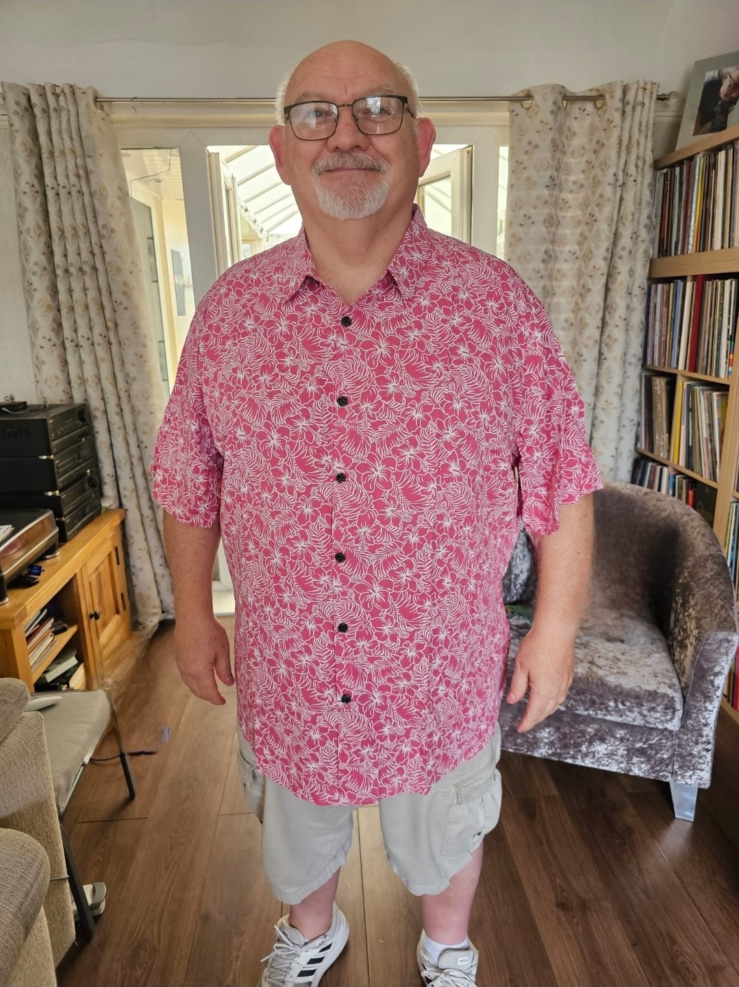 Customer photo review of Men's Cotton Floral Holiday Flower Print Button Up Beach Pink Hawaiian Short Sleeve Shirt