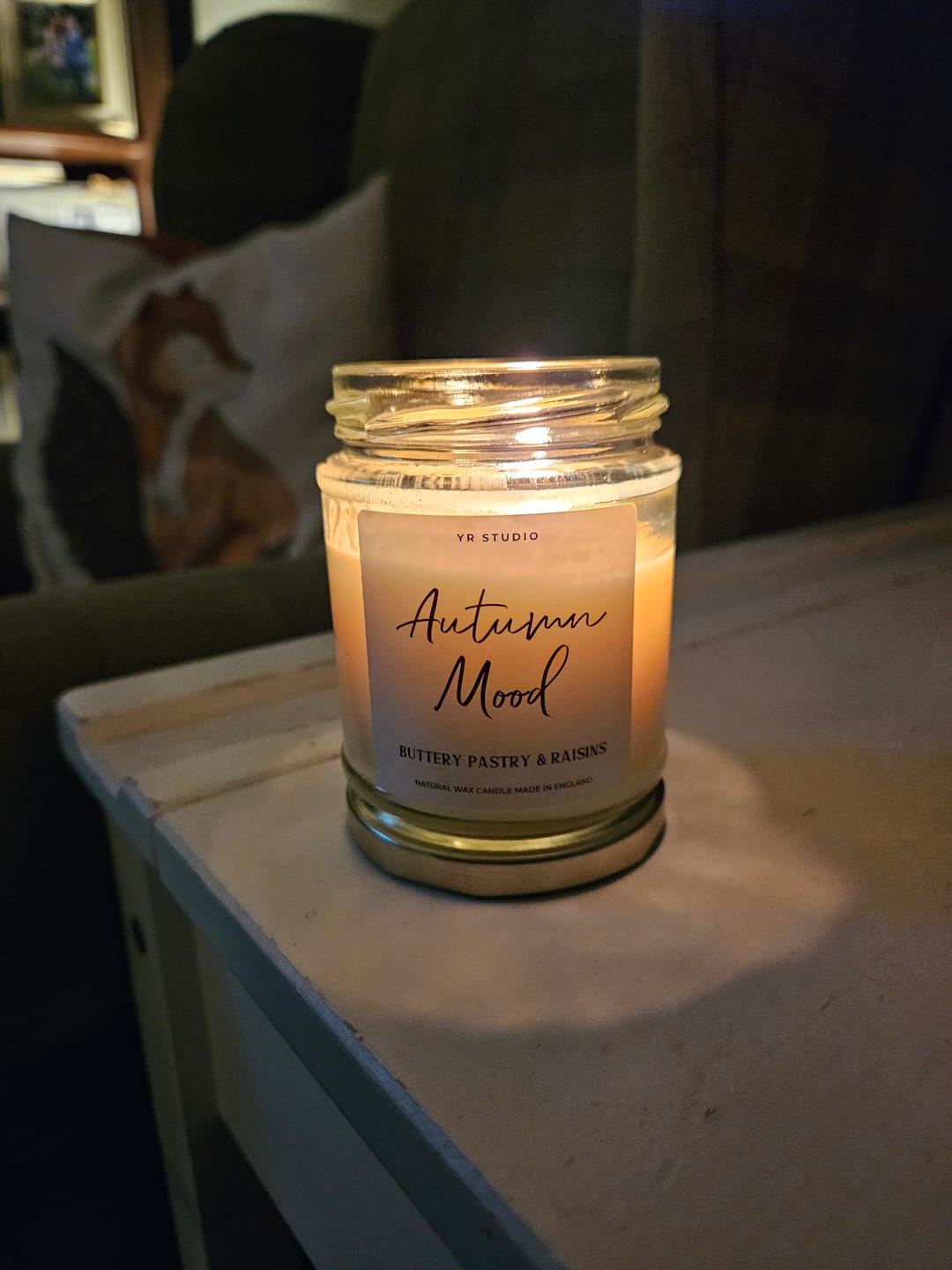 Customer photo review of "Autumn Mood" Buttery Pastry & Raisins Candle