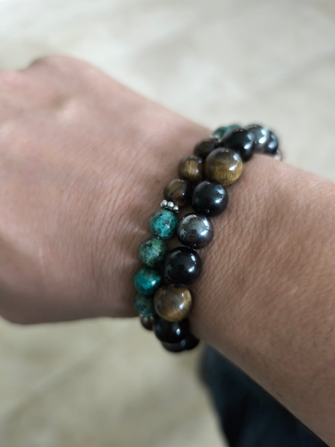 Customer photo review of KRAFT & BALANCE – Tigerauge & Afrikanischer Türkis Armband