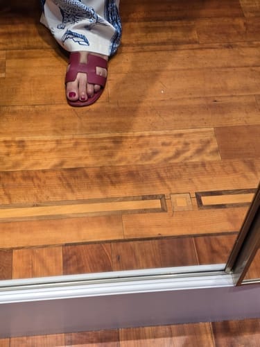 Customer photo review of 0ran Sandal Rouge H