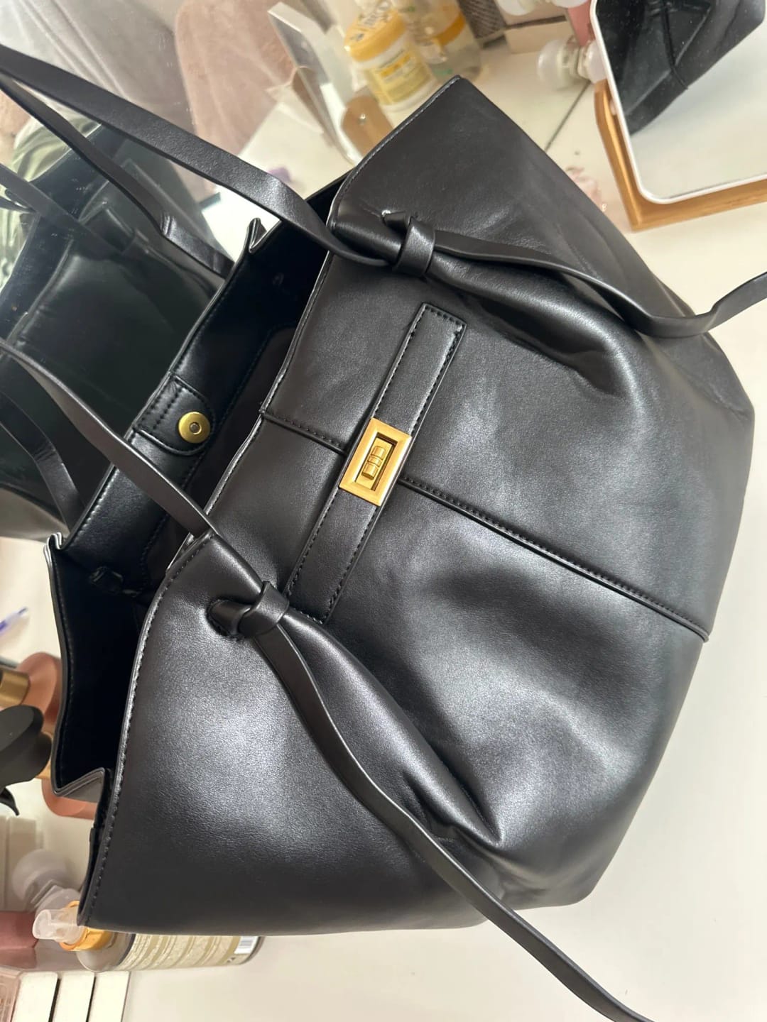 Customer photo review of Gerda Shopper Bag