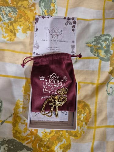 Customer photo review of FREE Today: Christ Jewelry Crucifix Pendant Charm Necklace