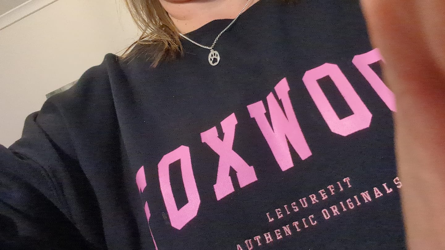 Customer photo review of Interval Crew in Black - Foxwood