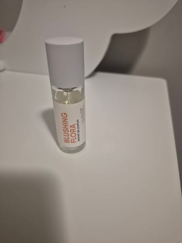 Customer photo review of Blushing Flora