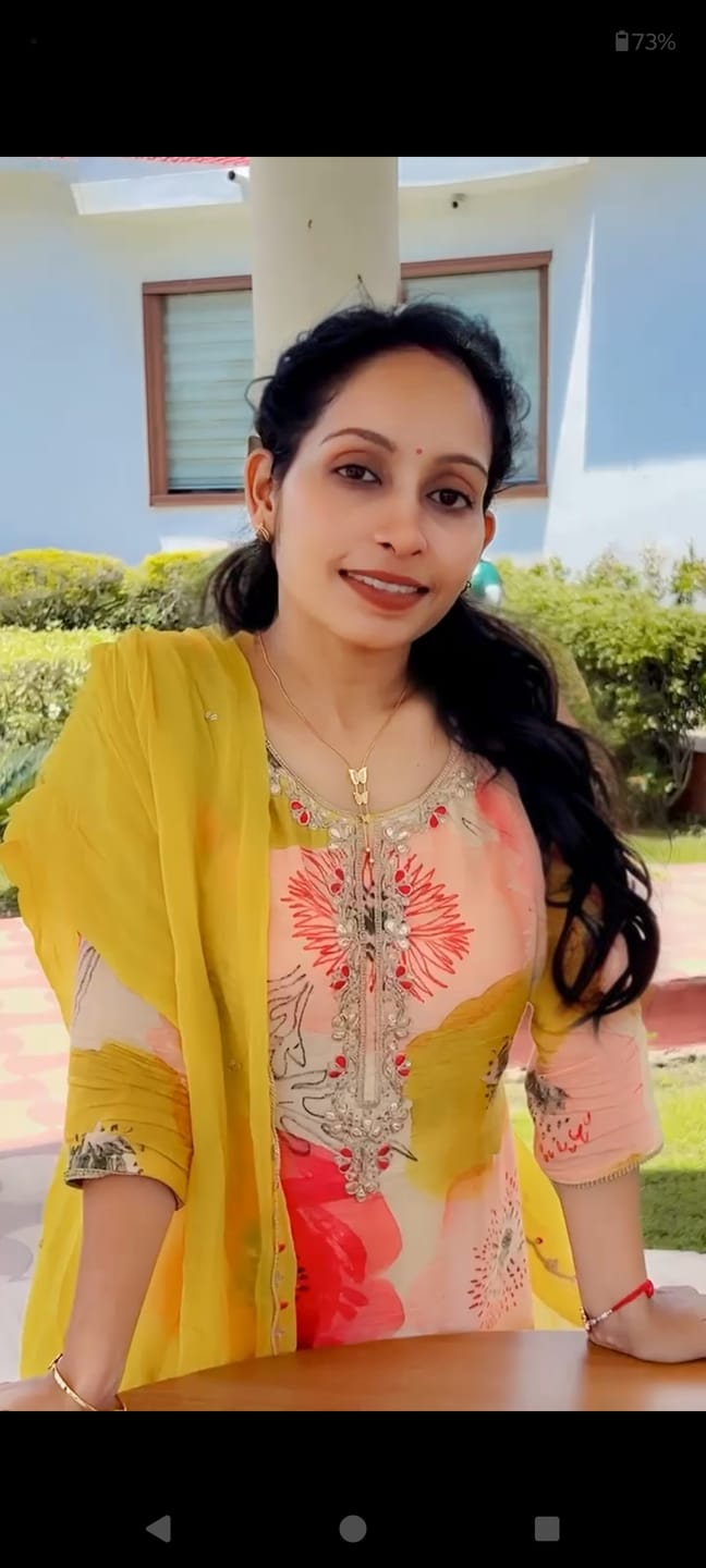 Customer photo review of Butterfly Long Chain Necklace & Diamond Affair Bracelet Combo Set