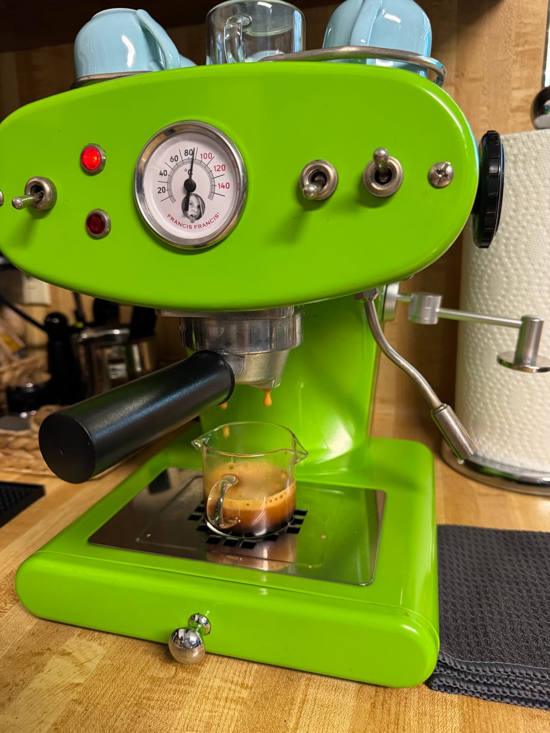 Customer photo review of Multi-Function Magnetic Puck Screen Holder