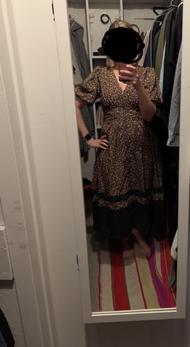 Customer photo review of The Elsey Midi Dress