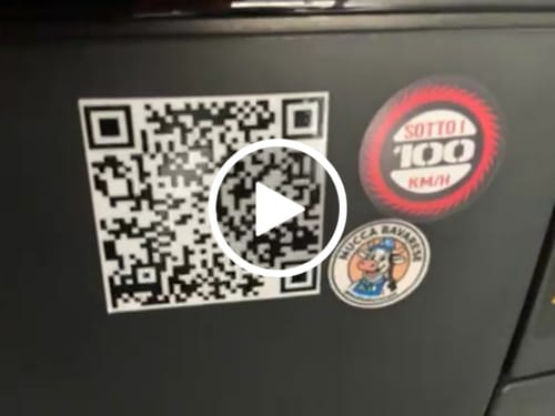 Customer video review of Sticker Vinile Classico