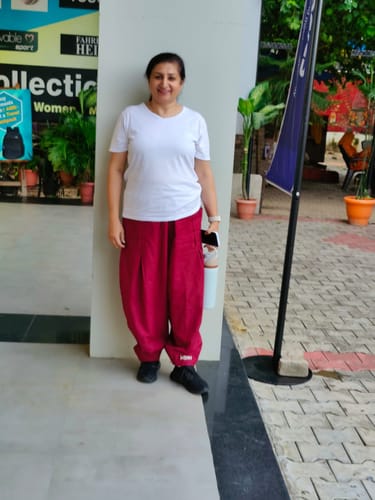 Customer photo review of Boxate Yoga Pants