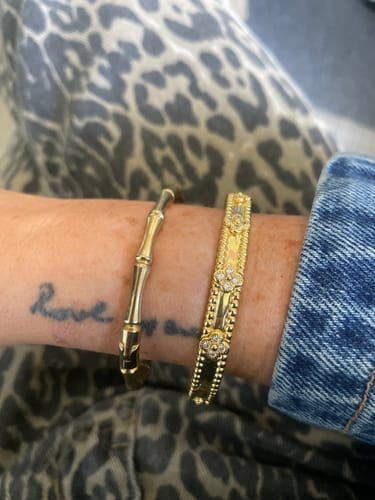 Customer photo review of PERLEE SMALL BRACELET