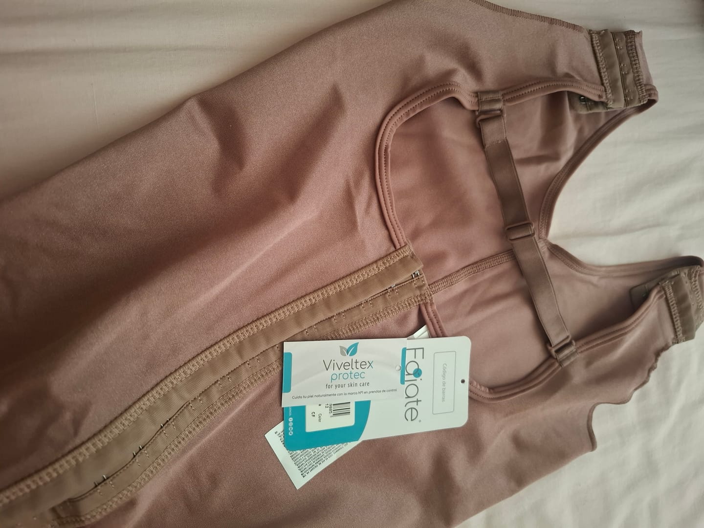 Customer photo review of FAJA ESPALDA ALTA FAJATE TIRANTE GRUESO CREMALLERA PERIANAL POSTQUIRURGICA POSTPARTO