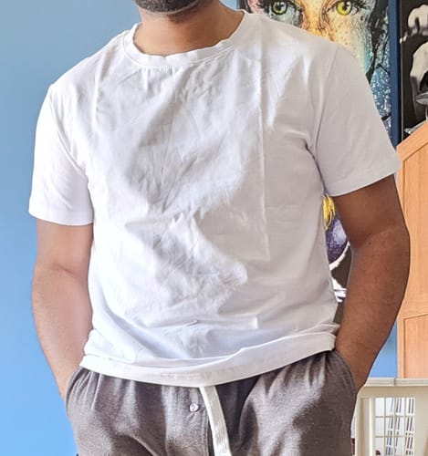 Customer photo review of Summer Solid Slim Fit T-shirt