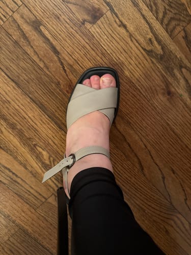 Customer photo review of Daphne Beige